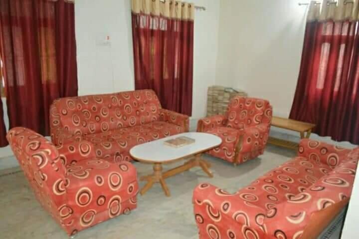 Middle Way Home Stay พุทธคยา ภายนอก รูปภาพ